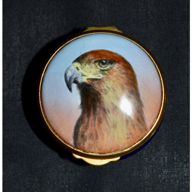 VTg. Ashley Enamel's Trinket Box Hand Painted Kestrel Hawk Bird of Prey Blue For Sale - Image 4 of 11