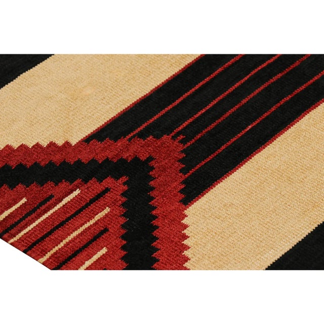 Rug & Kilim’s Contemporary Dhurrie Rug in Black and Red Medallions and Stripes For Sale In New York - Image 6 of 7