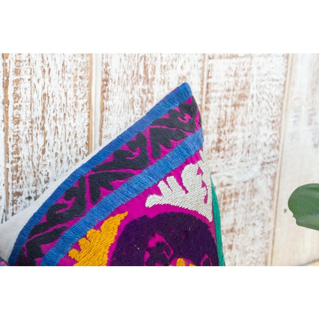 Kaderli Nurata Suzani Lumbar Pillow For Sale - Image 4 of 10