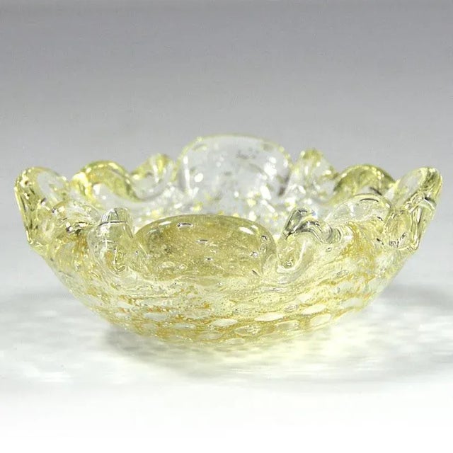 1970s Mid-Century Italian Decorative Yelow Bullicante Murano Glass Bowl, 1960s For Sale - Image 5 of 10