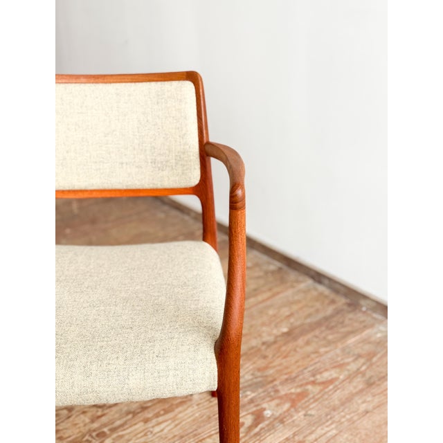 Beige Mid-Century Model 65 Armchair by Niels Otto (N. O.) Møller for J. L. Mollers, 1968 For Sale - Image 8 of 17