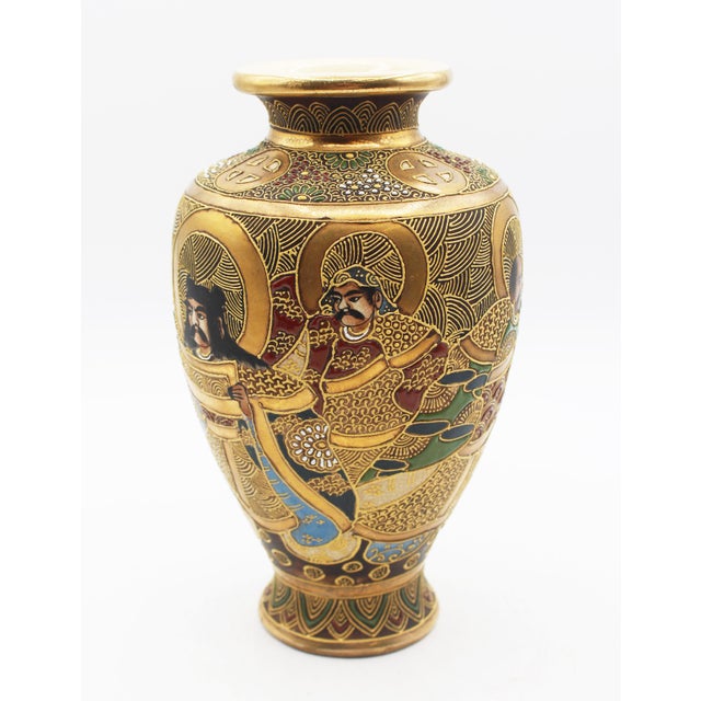 Japanese Circa 1900 Japanese Porcelain Rinzan Workshop Satsuma Vase For Sale - Image 3 of 13