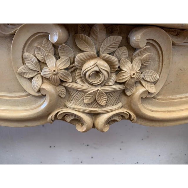 Louis XV Style Fireplace in Natural Stone, 1900s For Sale - Image 3 of 8