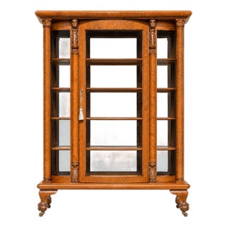Antique 1900 American Oak Triple Curved Glass China Cabinet | Carved Lion Head & Claw Foot | Bow- Front China Cabinet For Sale