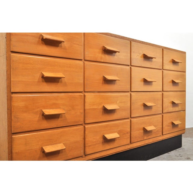 Vintage Shop Display Cabinet in Oak and Beech, 1930s For Sale - Image 3 of 18