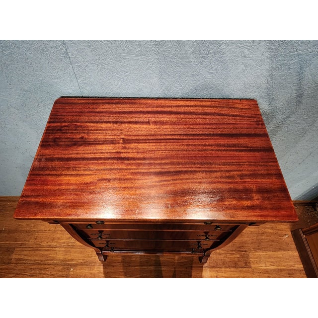 Antique Mahogany Chest of 6 Drawers by l.c. & W. L. Cron Co. For Sale - Image 6 of 8