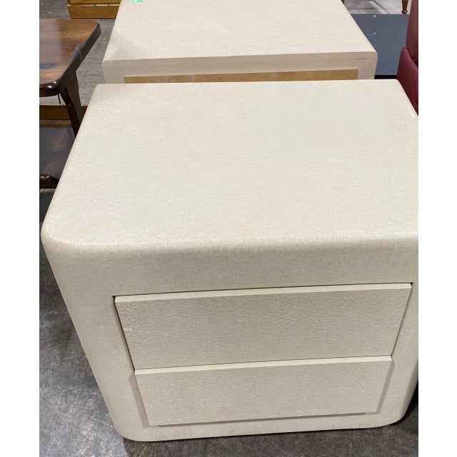 Wood 1980s Post Modern Soft Edge Accent Table or Night Stand - A Pair For Sale - Image 7 of 7