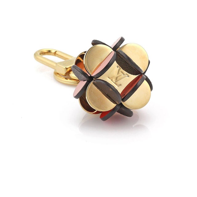 Contemporary Louis Vuitton Monogram Canvas Floral Bag Charm Key Holder For Sale - Image 3 of 7