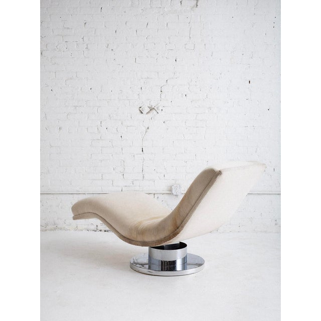 Milo Baughman for Thayer Coggin Serpentine Chaise For Sale In New York - Image 6 of 12