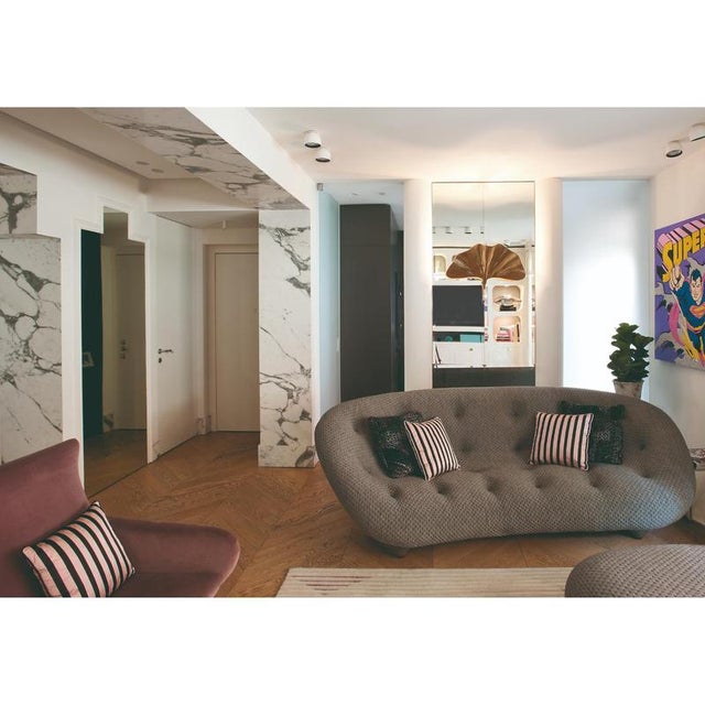 Carosello Cabinet in Powder-Coated Aluminum by Altreforme For Sale - Image 6 of 9