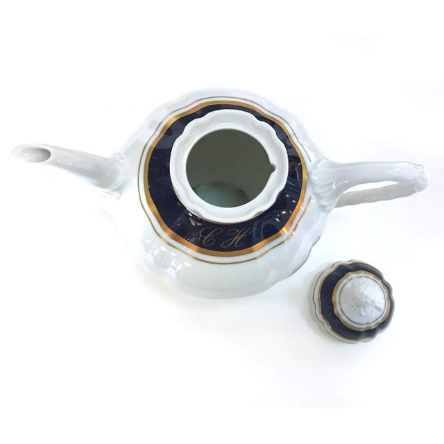 Cobalt & 24K Gold Porcelain Service from Bidasoa, 1980s, Set of 84 For Sale - Image 14 of 18