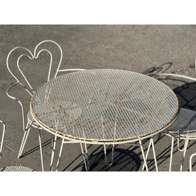 White Wrought Iron Garden Furniture by Mathieu Matégot, 1950, Set of 5 For Sale - Image 8 of 9