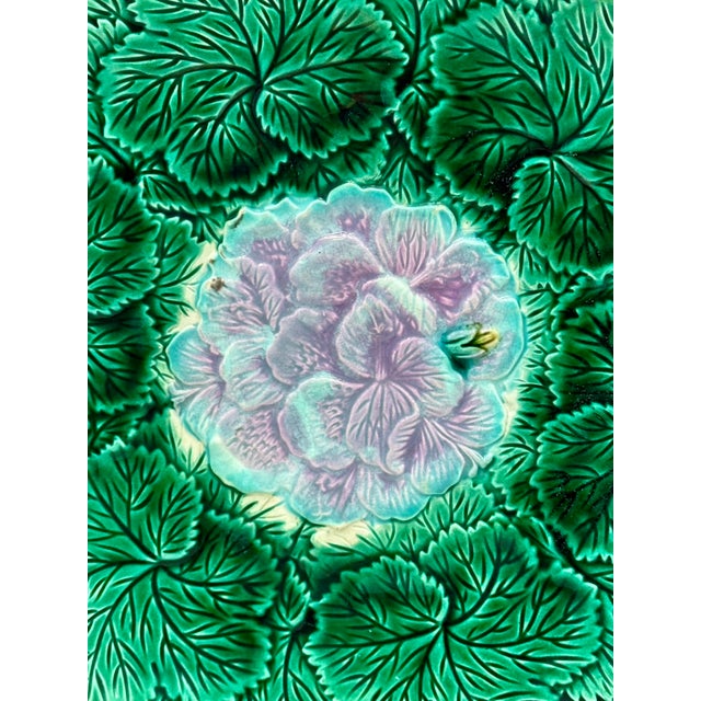 Beautiful 1880s Antique Victorian Majolica Dish With Bracket for Wall Plate Hanging Display - Great Colors For Sale In Boston - Image 6 of 18