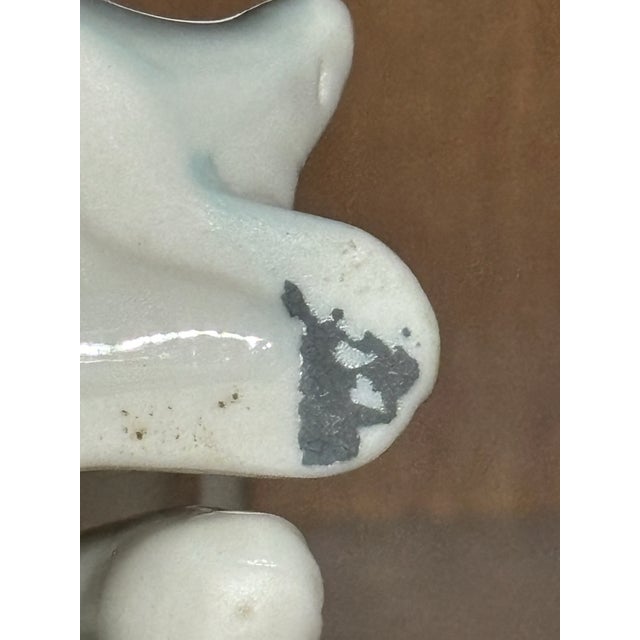 Ceramic Bing & Grøndahl Porcelain Grooming Sitting Cat Figurine, 1950s, Unsigned Sale For Sale - Image 7 of 7