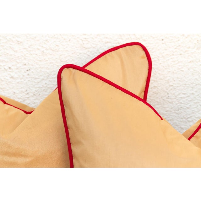 Traditional Pair of Naksh Zardozi-Embroidered Silk Pillow Covers For Sale - Image 3 of 8