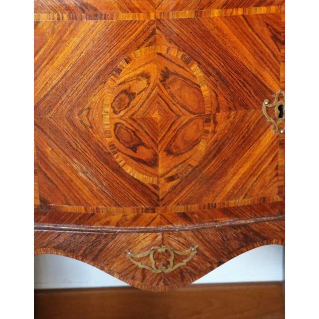 Important nightstands "en suite" to the copy of nightstands 1700s 'Sicilian LXV, finely crafted with high craftsmanship....