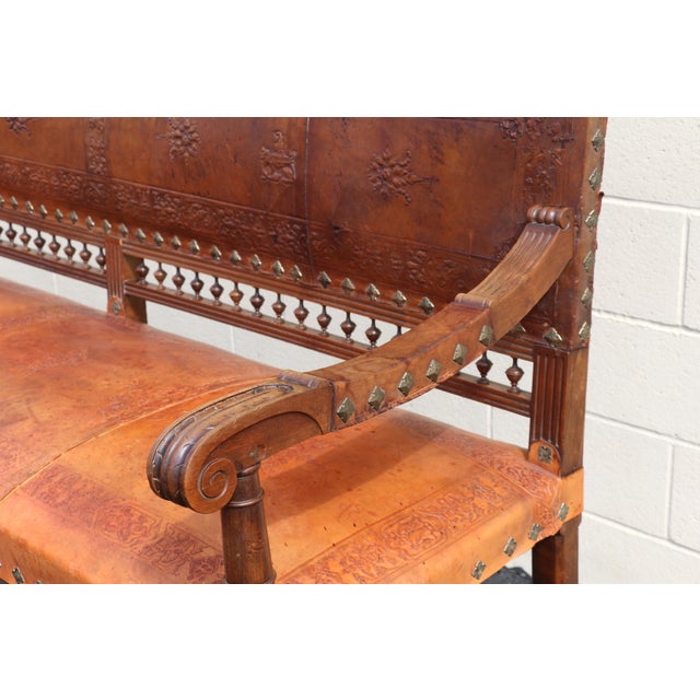 Early 20th Century Spanish Colonial Style Carved Wood and Tooled Leather Long Bench For Sale - Image 4 of 18