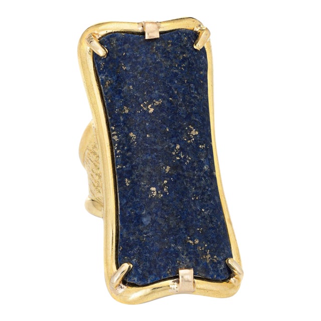 Mid 20th Century Huge Lapis Lazuli Ring Vintage 18k Yellow Gold Cocktail size 5 For Sale
