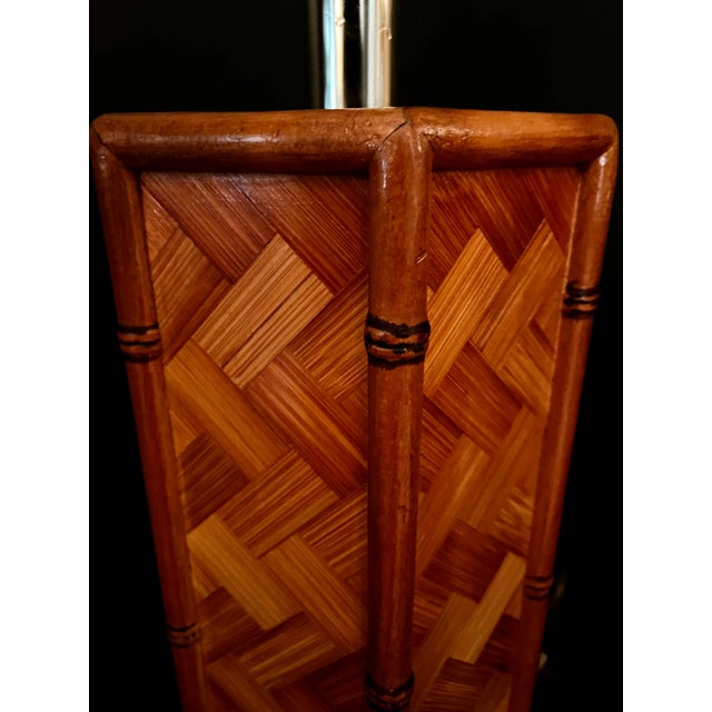 Mid 20th Century Pair of Mid 20th Century Herringbone Parquet Rattan & Bamboo Lamps For Sale - Image 5 of 7