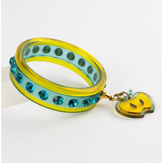 Miu Miu Turquoise and Yellow Acrylic Jeweled Bracelet Bangle With Apple Charm For Sale In Atlanta - Image 6 of 11