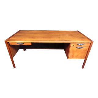 1960s Vintage Modern Walnut Writing Desk Attributed to Harvey Probber For Sale