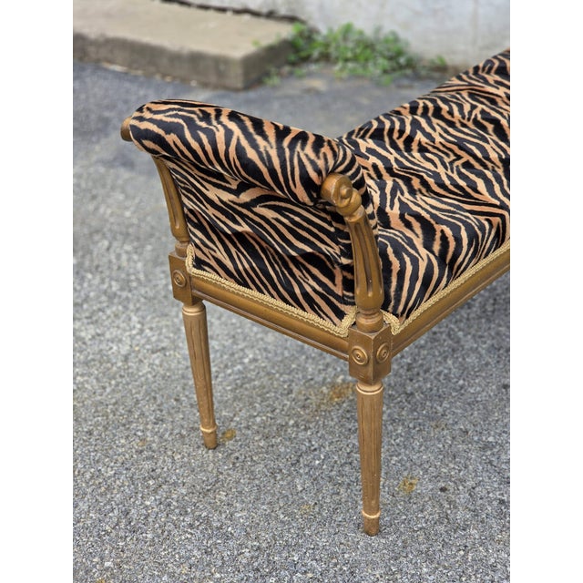 19th Century Italian Gilded Window Bench. For Sale - Image 14 of 17