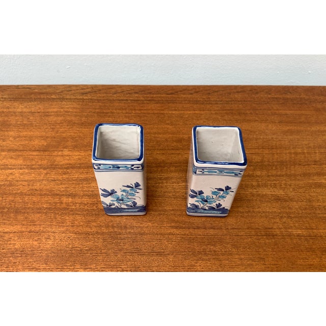 Vintage Italian Handpainted Vase from Larucci Italy, 1970s, Set of 2 For Sale - Image 4 of 18