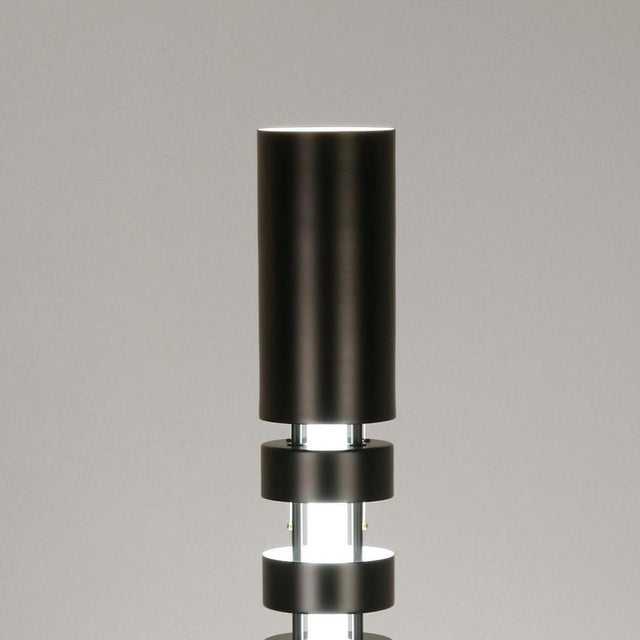 Metal Mid-Century Modern Totem Column Floor Lamps by Serge Mouille, Set of 2 For Sale - Image 7 of 9