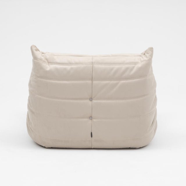 Togo Lounge Chair in Cream Tissue by Michel Ducaroy for Ligne Roset For Sale - Image 12 of 15