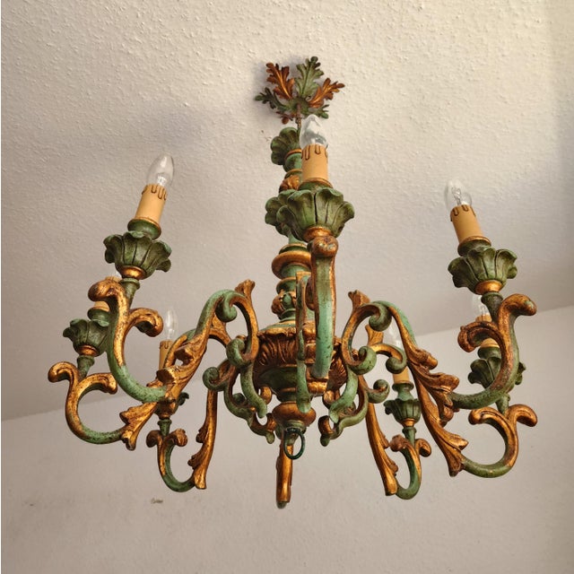 Vintage Louis XV Silvered Gold-Plated Leaf Carved Wood Eight Light Chandelier with Floral Motifs, Italy, 1920s, Set of 2 For Sale - Image 11 of 18
