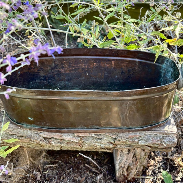 Vintage Copper Hammered Basin French Country Basin Planter With Steel Handles For Sale - Image 4 of 11