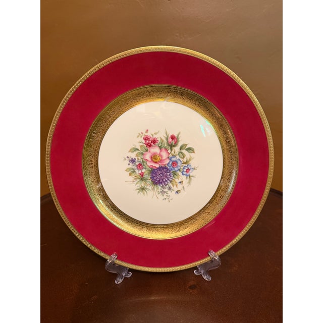 Rosenthal Bavaria #5554 Red and Gold Dinner Plates 11" - Set of 12 ca.1939 For Sale - Image 9 of 16