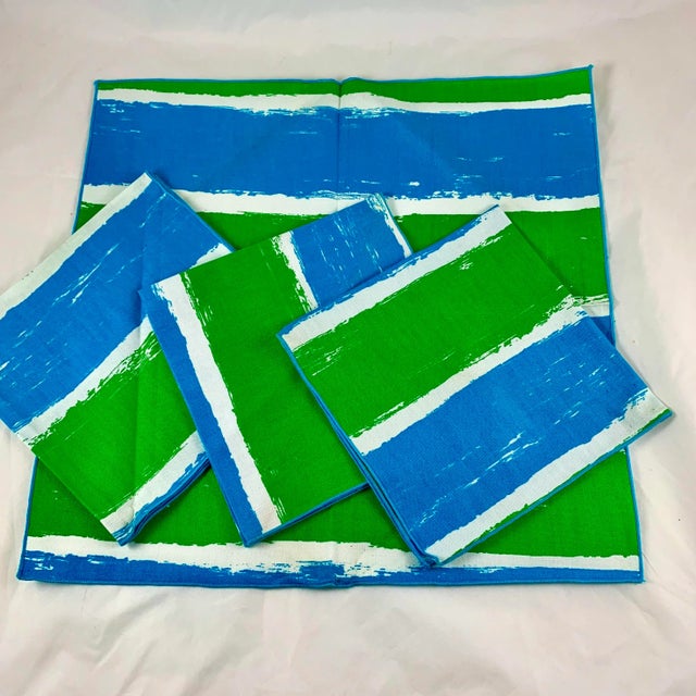 Textile Mid-Century Vera Blue & Green Placemat & Napkin Set for Four, Original Tags For Sale - Image 7 of 11