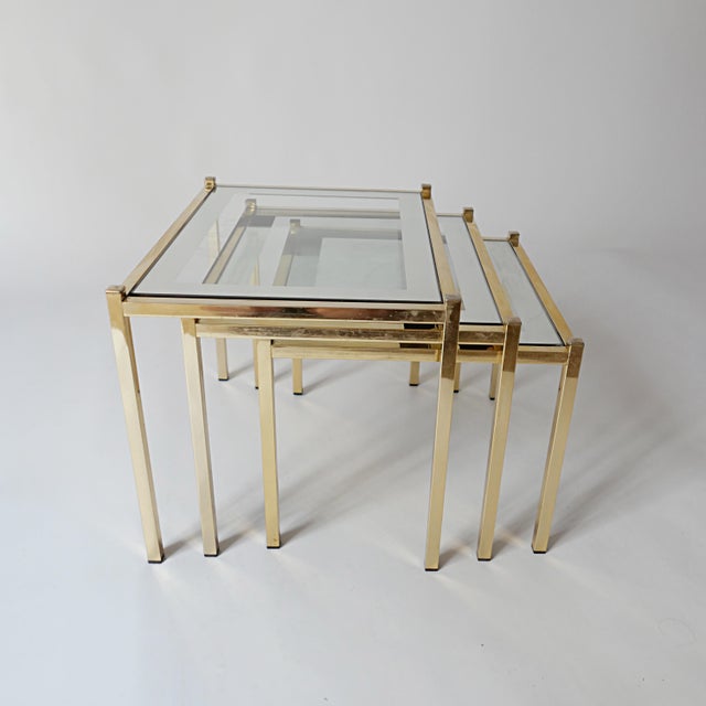 Vintage Nesting Coffee Tables in Gold-Tone Metal and Mirror, 1970s, Set of 3 For Sale - Image 4 of 12