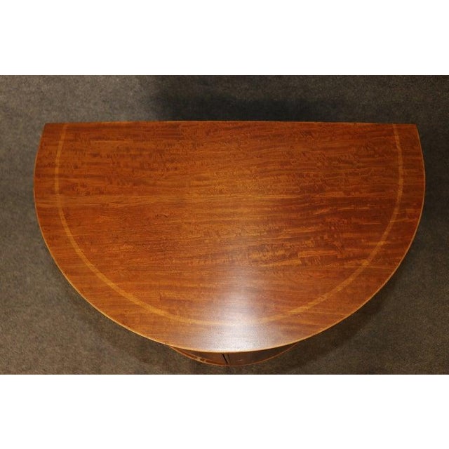 Measures 30 tall x 26.25 wide x 15.25 deep. An exceptionally elegant pair of English satinwood Adams Style painted...