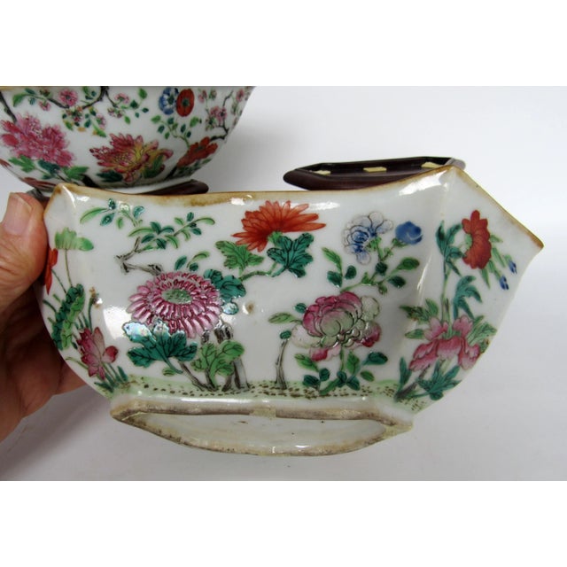 Late 19th Century Antique Chinese Famille Rose Medallion Porcelain Bowls With Stands - a Pair For Sale - Image 5 of 13