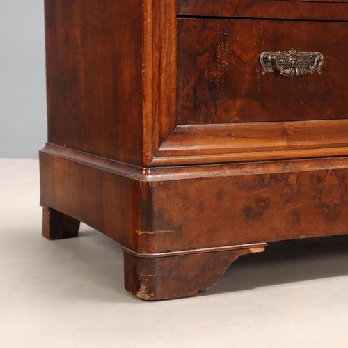 Antique Charles X Chest of 4 Drawers in Walnut and Oak, 19th Century For Sale - Image 9 of 13