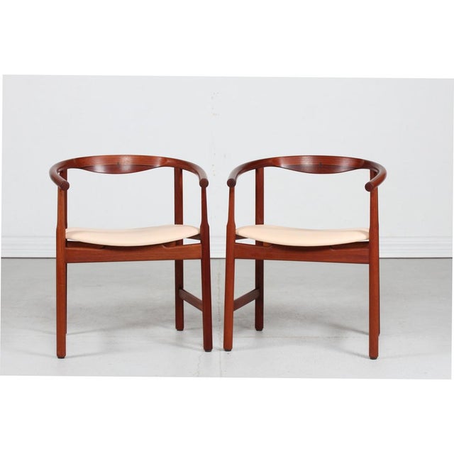 Model PP 203 Armchairs in Mahogany by Hans J. Wegner for PP Møbler, 1970s, Set of 2 For Sale - Image 4 of 8