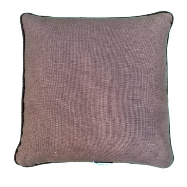 Calcutta features a striking geometric pattern of strong lines of waving movement in rich cocoa, punctuated with organic...