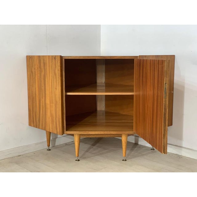 A very nice chest of drawers/corner cupboard is for sale. For sale is a very nice vintage dresser. • german design • 60s •...