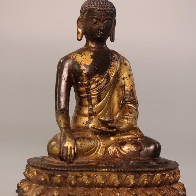 1960s Vintage Gilt Patina Bronze Sakyamuni Buddha Seated Statue, Tibetan Buddhist Sculpture For Sale - Image 5 of 9