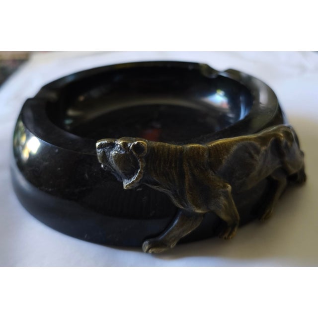 Art Deco Marble Ashtray with Feline Motif, 1920s For Sale - Image 4 of 4