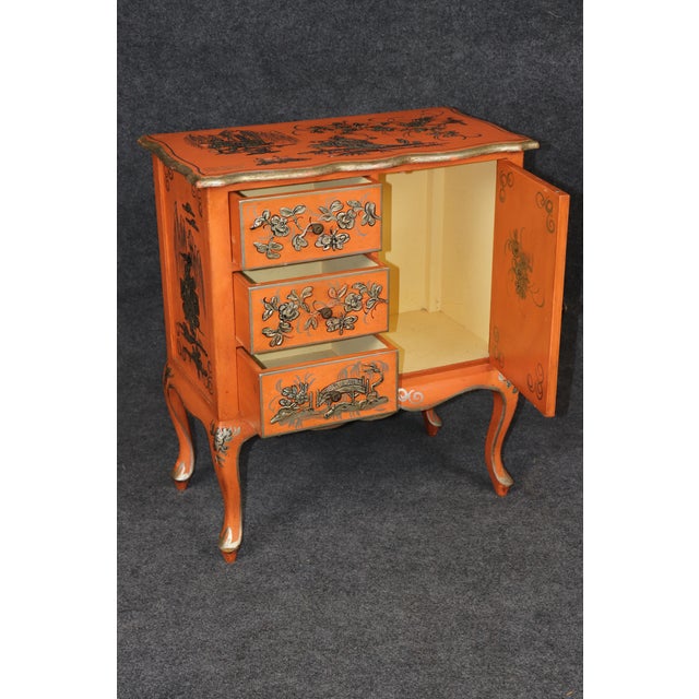Unique Design Petitie Chinoiserie Style Italian Painted Commode For Sale In Philadelphia - Image 6 of 15