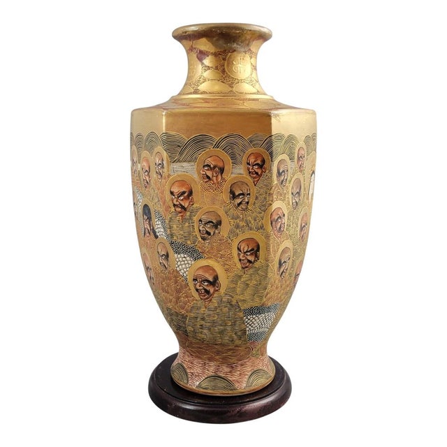 Large Japanese Meiji Satsuma Vase with 1000 Arhats and Dragon Motif from Hotoda For Sale - Image 5 of 15