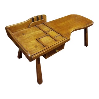 Mid 20th Century Cushman Maple Cobbler's Bench Coffee Table For Sale