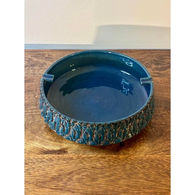 Aldo Londi 1950s Early Aldo Londi for Bitossi Ocean Blue Volcanic Glaze Ashtray, Italy For Sale - Image 4 of 7