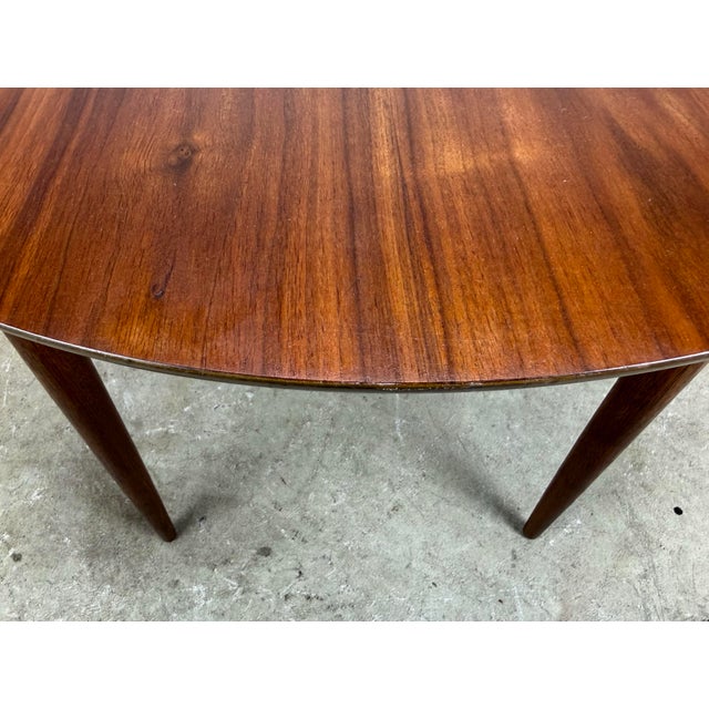 Wood Restored Mid Century Modern Round Walnut Side Table by Heritage Henredon For Sale - Image 7 of 11