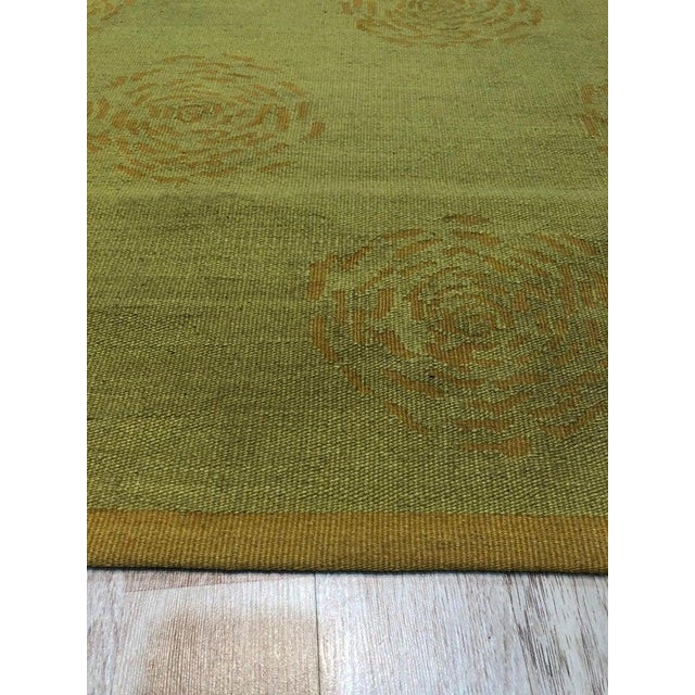 Contemporary 6x8 Yellow Flat Weave Wool Stylized Rosette Geometric Modern Carpet Rug For Sale - Image 3 of 3