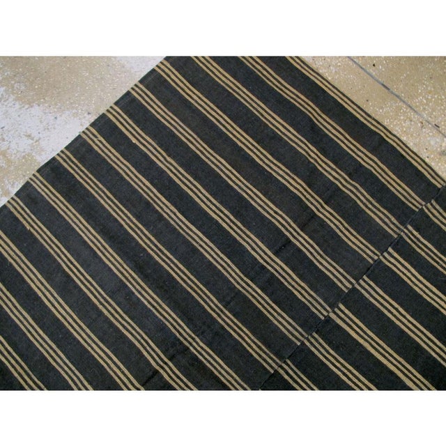 Textile Galerie Shabab Collection Mid-20th Century Turkish Flatweave Kilim Accent Rug For Sale - Image 7 of 9