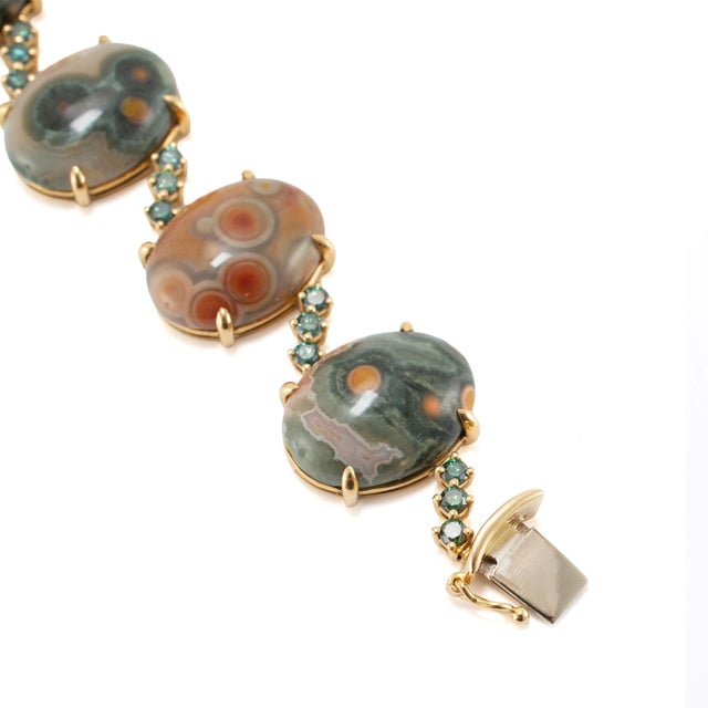 18k Yellow Gold Jasper Cabochons & Green Treated Diamonds Station Link Bracelet For Sale In Houston - Image 6 of 8